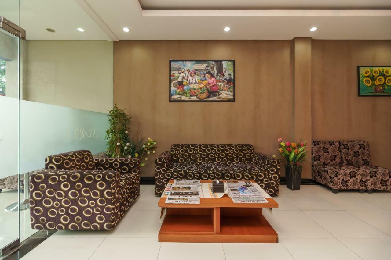 Reddoorz Plus Near Sangkareang Park Mataram Kültér fotó